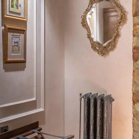 Hotel Niles 4*