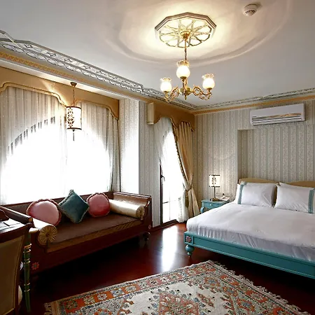 Niles Hotel